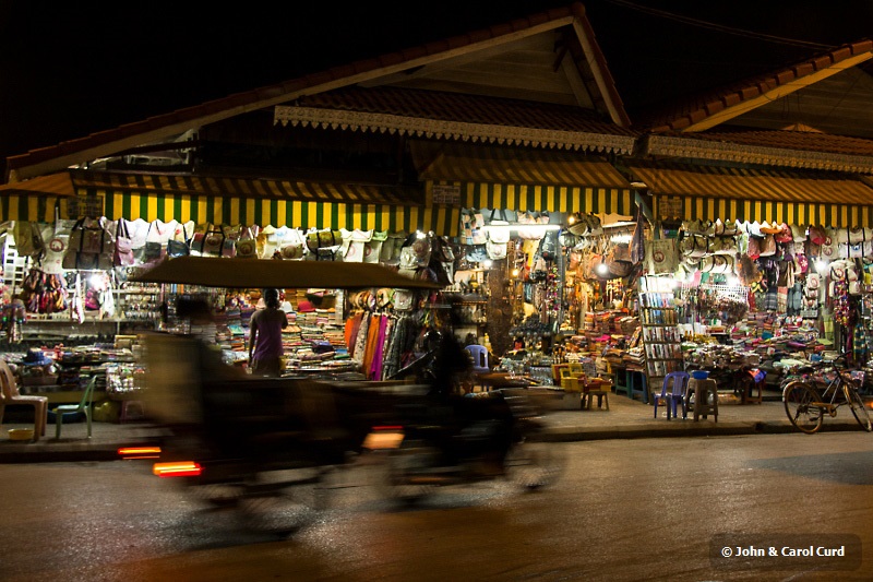 _MG_4605 Siem Reap night market.JPG
